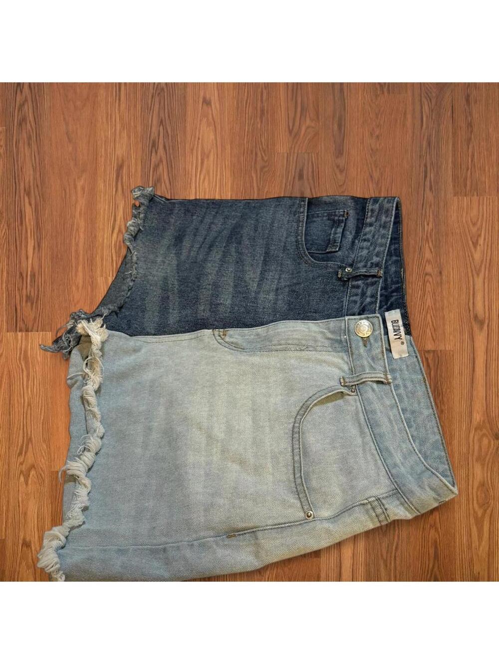 Blue-Savvy Women's Mixed Colored Denim Blue Shorts